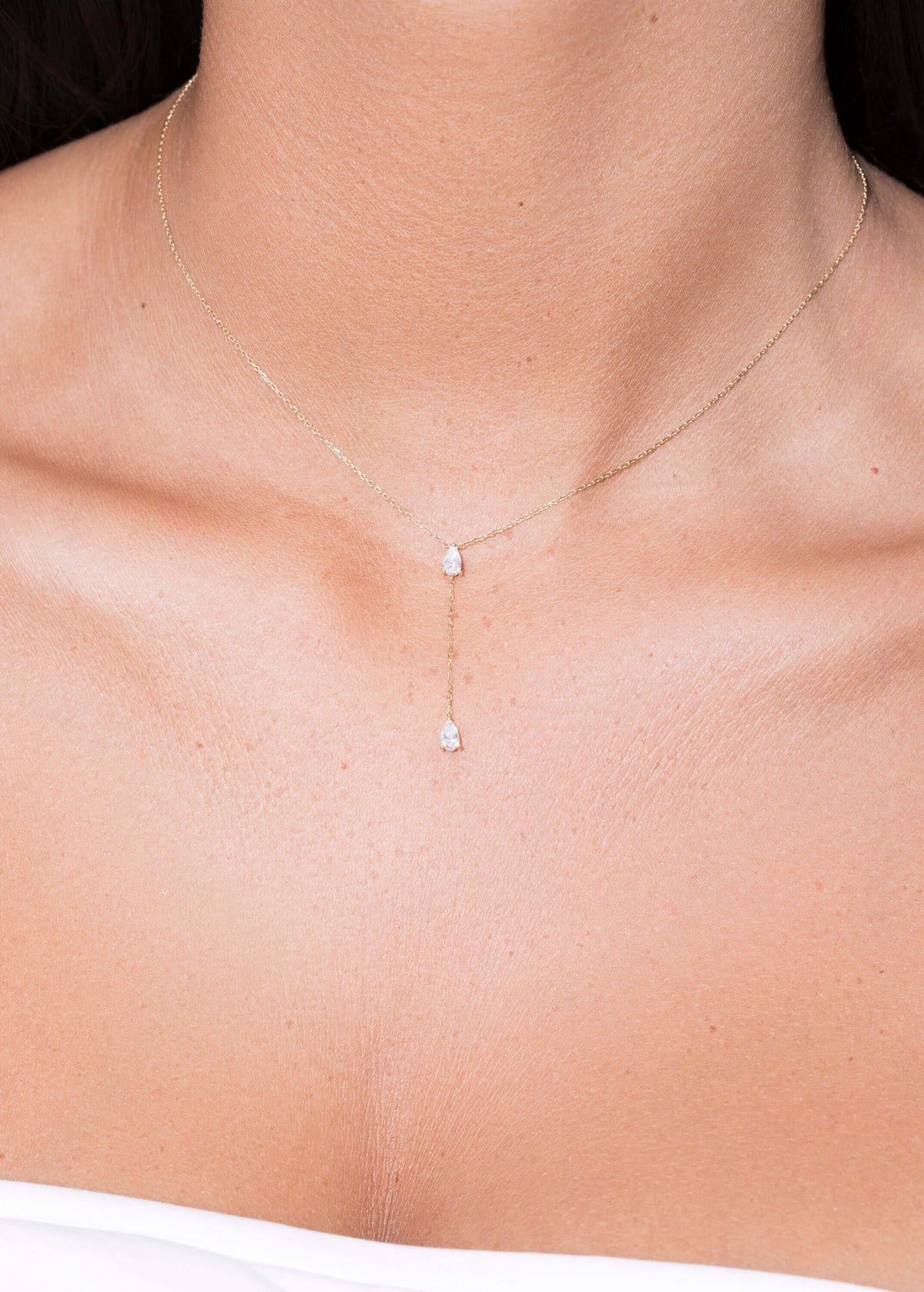 colier 18k cu două diamante legate Coliere