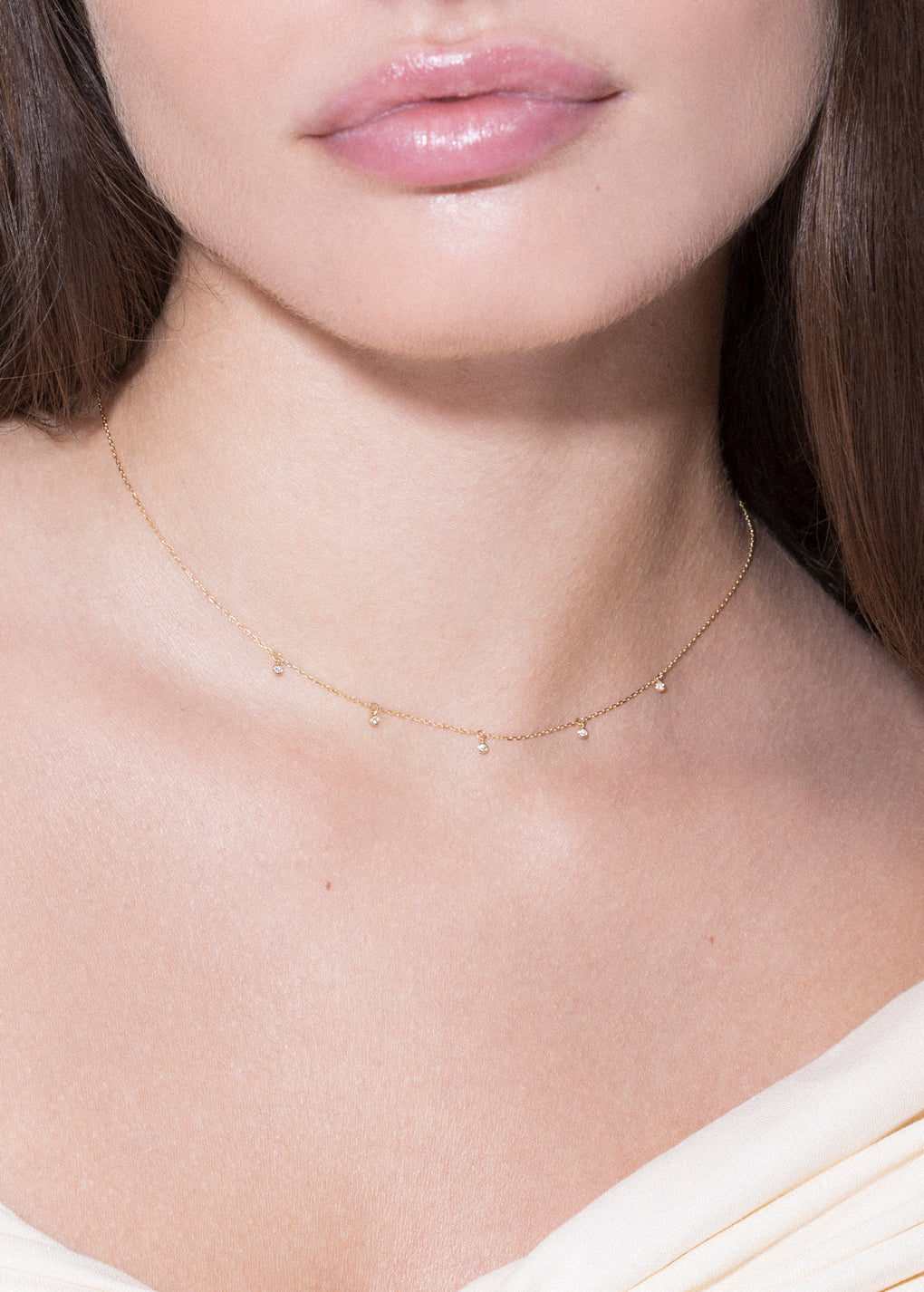 five lucky diamonds 18k necklace