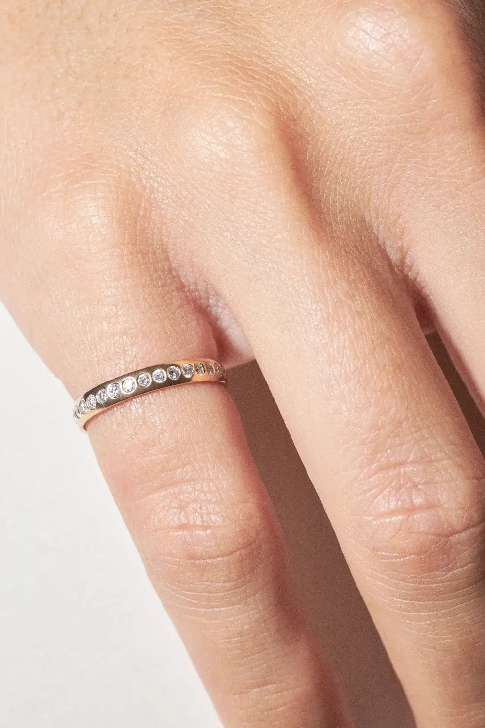 inel de logodnă din aur 18k cu mai multe diamante inele