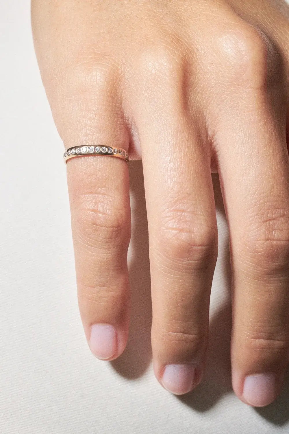 inel de logodnă din aur 18k cu mai multe diamante inele