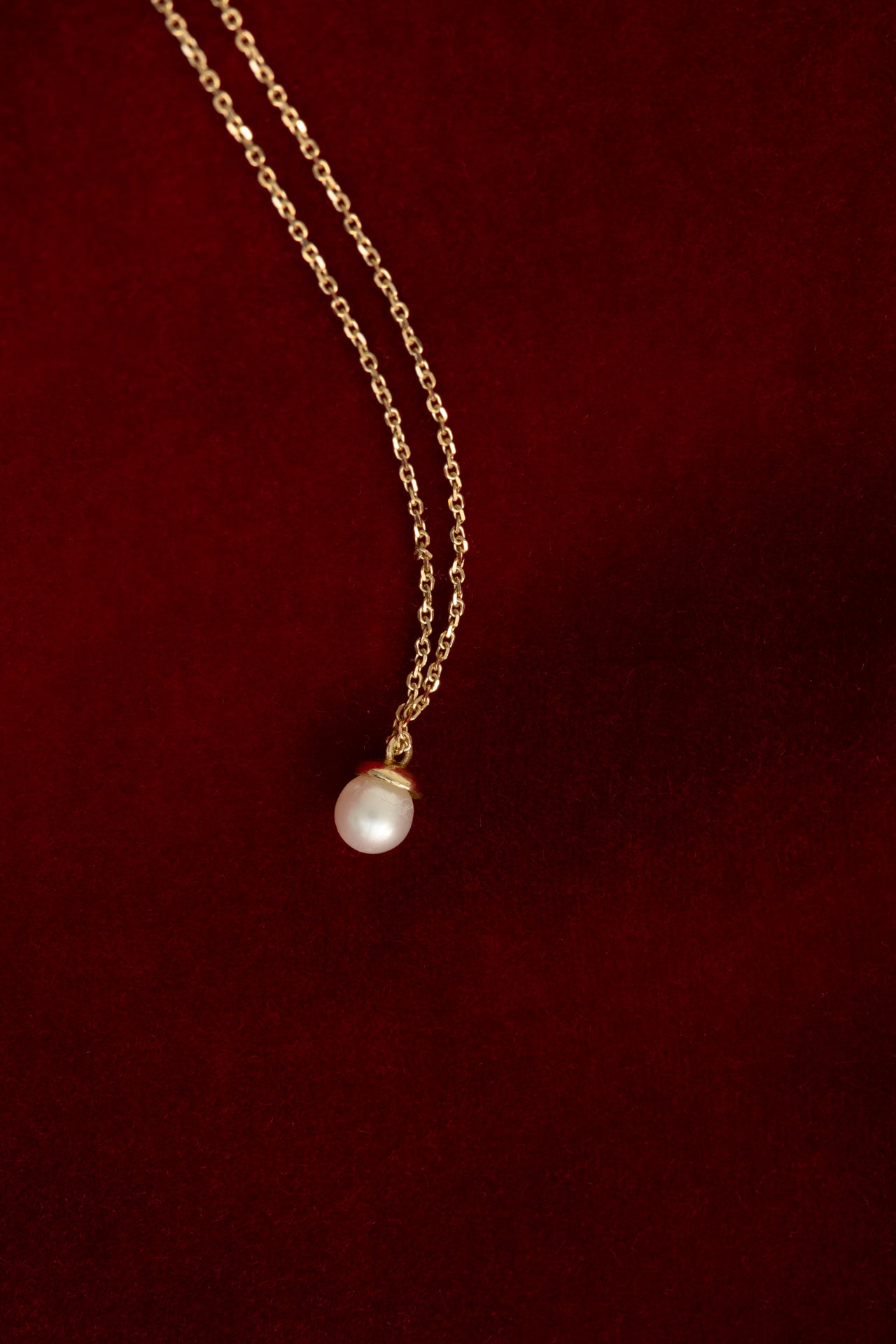 natalia necklace 18k pearl